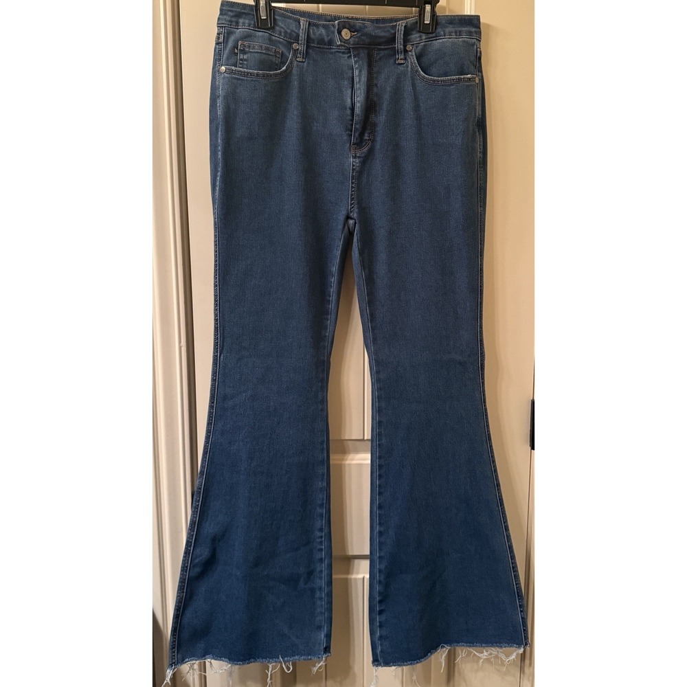 Judy Blue High Rise Flare Jeans Women's 15/32 Raw Hem Medium Wash Stretch Boho